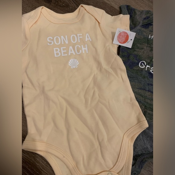 3-6 months onesie bundle. - Picture 2 of 11